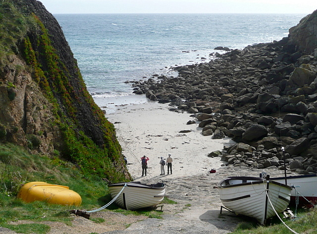 Photo © Copyright Graham Horn and licensed for reuse under this Creative Commons Licence