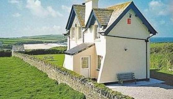 St Cadoc Cottage, Harlyn Bay, Cornwall