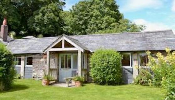 Apple Cottage, Launceston, Cornwall